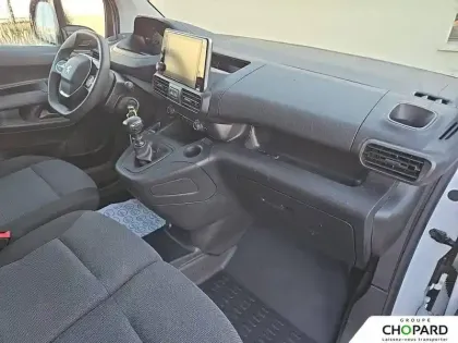 Photo 12 Peugeot Partner  FOURGON STANDARD 650 KG BLUEHDI 100 S&S BVM6