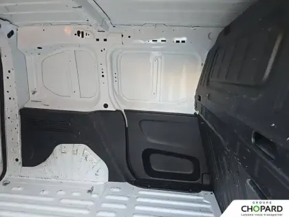 Photo 17 Peugeot Partner  FOURGON STANDARD 650 KG BLUEHDI 100 S&S BVM6