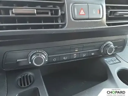 Photo 21 Peugeot Partner  FOURGON STANDARD 650 KG BLUEHDI 100 S&S BVM6