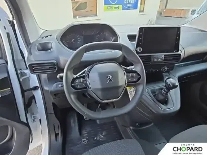 Photo 15 Peugeot Partner  FOURGON STANDARD 650 KG BLUEHDI 100 S&S BVM6
