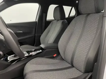 Photo 13 Peugeot 2008  100 S&S BVM6