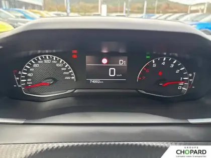 Photo 16 Peugeot 2008  PureTech 130 S&S EAT8