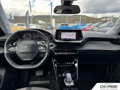 Photo 106 Peugeot 2008  PureTech 130 S&S EAT8