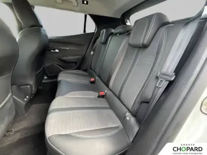 Photo 54 Peugeot 2008  PureTech 130 S&S EAT8