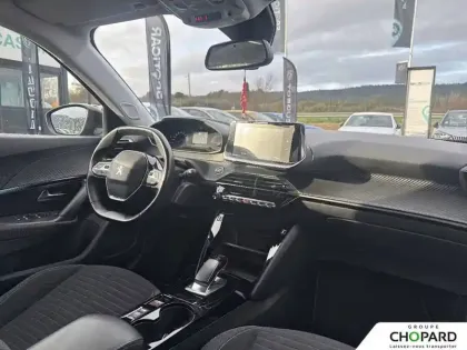 Photo 34 Peugeot 2008  Electrique 136 ch