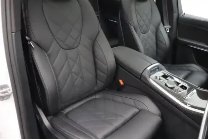 Photo 27 BMW X5  xDrive50e 489 ch BVA8