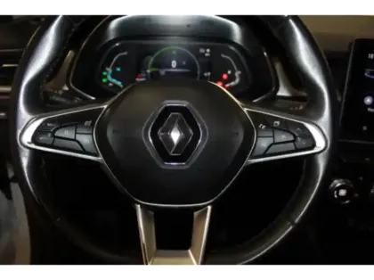 Photo 13 Renault Captur  E-Tech Plug-in 160 - 21