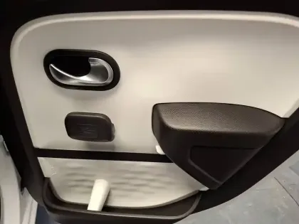 Photo 27 Renault Twingo  III SCe 65 - 21