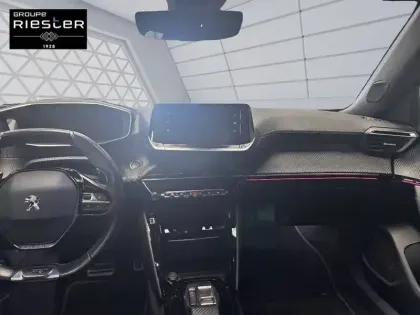 Photo 7 Peugeot 2008  BlueHDi 130 S&S EAT8