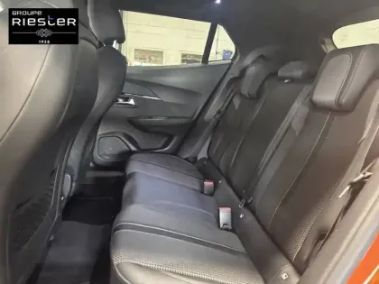 Photo 11 Peugeot 2008  BlueHDi 130 S&S EAT8