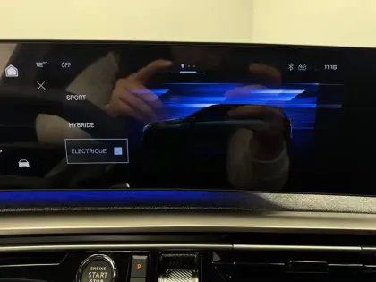 Photo 138 Peugeot 5008  Plug-in Hybrid 195 e-DCS7