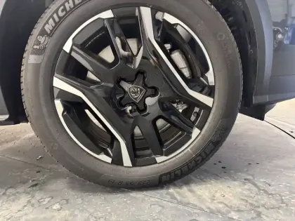 Photo 62 Peugeot 5008  Plug-in Hybrid 195 e-DCS7