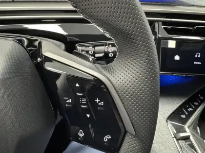 Photo 134 Peugeot 5008  Plug-in Hybrid 195 e-DCS7