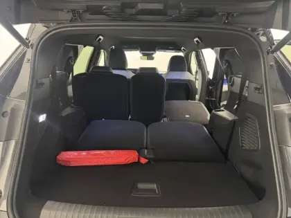 Photo 120 Peugeot 5008  Plug-in Hybrid 195 e-DCS7
