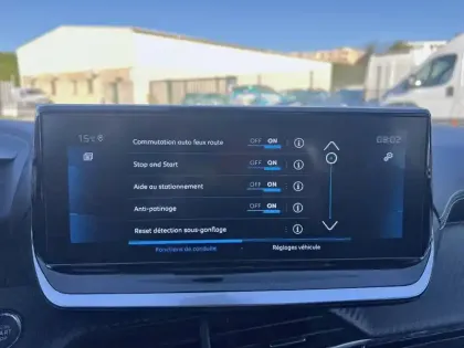 Photo 17 Peugeot 208  PureTech 100 S&S EAT8