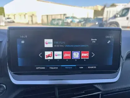 Photo 14 Peugeot 208  PureTech 100 S&S EAT8