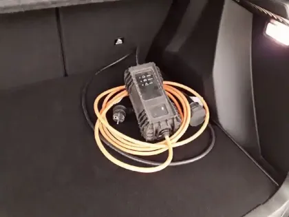 Photo 21 Peugeot 2008  Electrique 136 ch