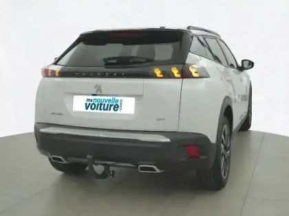 Photo 33 Peugeot 2008  PureTech 130 S&S BVM6