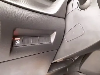 Photo 82 Peugeot 2008  PureTech 130 S&S BVM6