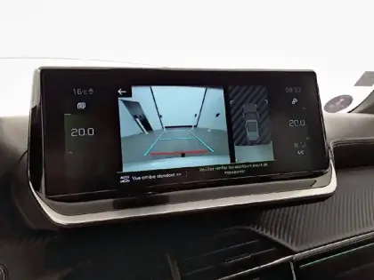 Photo 46 Peugeot 2008  PureTech 130 S&S BVM6