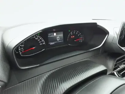 Photo 51 Peugeot 208  PureTech 75 S&S BVM5