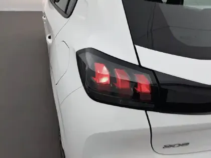 Photo 37 Peugeot 208 Gén. II Ph1 NG Active Pack 5