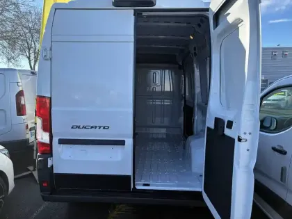 Photo 11 Fiat Ducato  FGN TOLE L2H2 3.3 T D 140 CH MAN