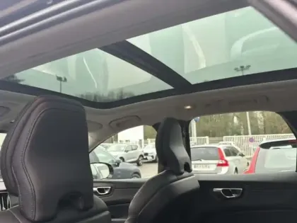 Photo 11 Volvo Xc60  T6 Recharge AWD 253 ch + 145 ch Geartronic 8