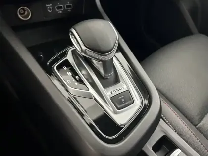 Photo 21 Renault Arkana  E-Tech 145