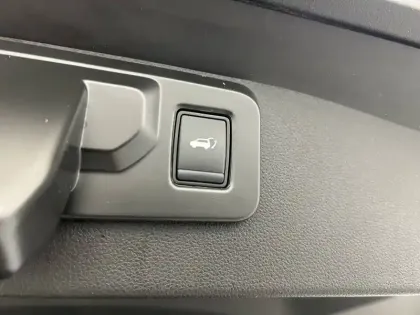 Photo 21 Renault Symbioz  E-Tech full hybrid 145