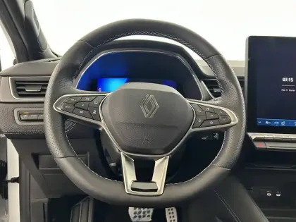 Photo 15 Renault Symbioz  E-Tech full hybrid 145