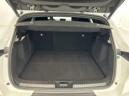 Photo 17 Renault Symbioz  E-Tech full hybrid 145