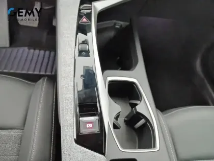 Photo 12 Peugeot 3008  Hybrid 145 e-DCS6