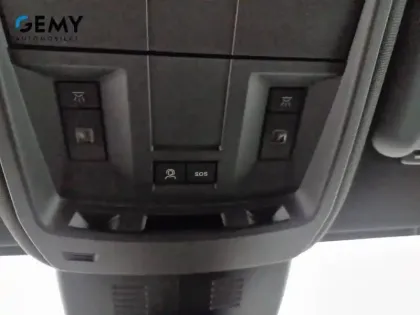 Photo 13 Peugeot 3008  Hybrid 145 e-DCS6