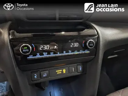 Photo 13 Toyota Yaris  Cross Hybride 116h AWD-i