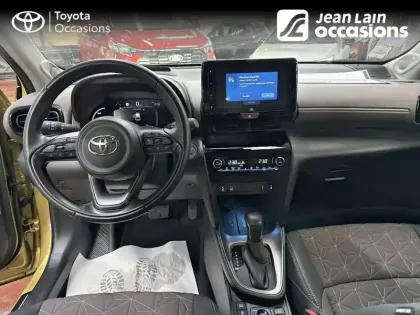 Photo 17 Toyota Yaris  Cross Hybride 116h AWD-i