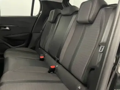 Photo 14 Peugeot 208  PureTech 100 S&S EAT8