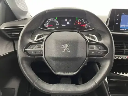 Photo 22 Peugeot 208  PureTech 100 S&S EAT8