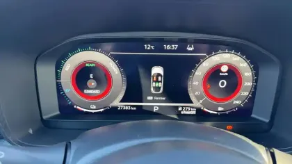 Photo 15 Nissan Juke  HYBRID 143