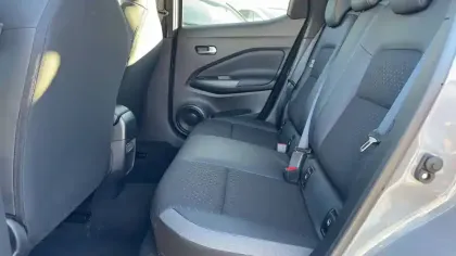 Photo 10 Nissan Juke  HYBRID 143