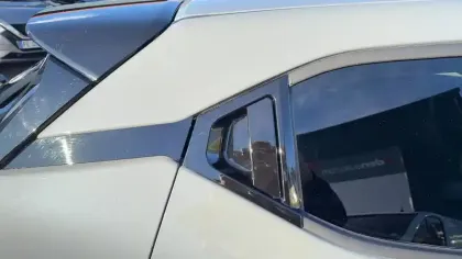 Photo 33 Nissan Juke  HYBRID 143