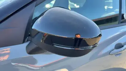 Photo 23 Nissan Juke  HYBRID 143