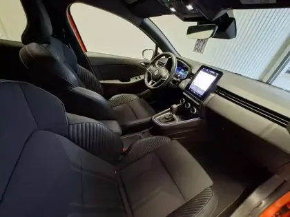 Photo 79 Renault Clio  E-Tech full hybrid 145 ch GSR2