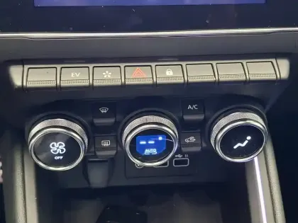 Photo 42 Renault Clio  E-Tech full hybrid 145 ch GSR2