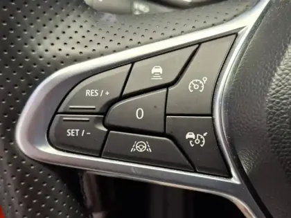 Photo 87 Renault Clio  E-Tech full hybrid 145 ch GSR2