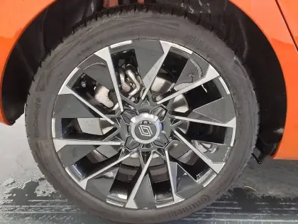 Photo 12 Renault Clio  E-Tech full hybrid 145 ch GSR2