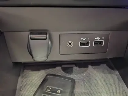 Photo 47 Renault Clio  E-Tech full hybrid 145 ch GSR2