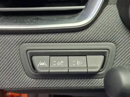 Photo 83 Renault Clio  E-Tech full hybrid 145 ch GSR2