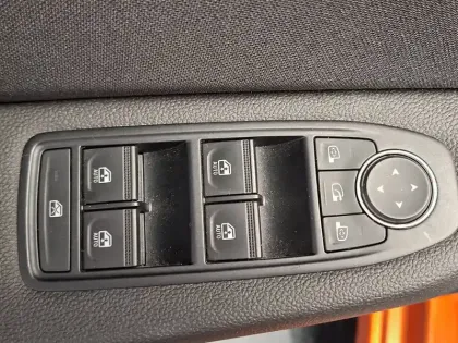 Photo 113 Renault Clio  E-Tech full hybrid 145 ch GSR2