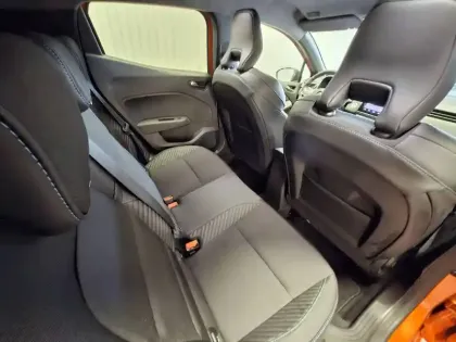 Photo 75 Renault Clio  E-Tech full hybrid 145 ch GSR2